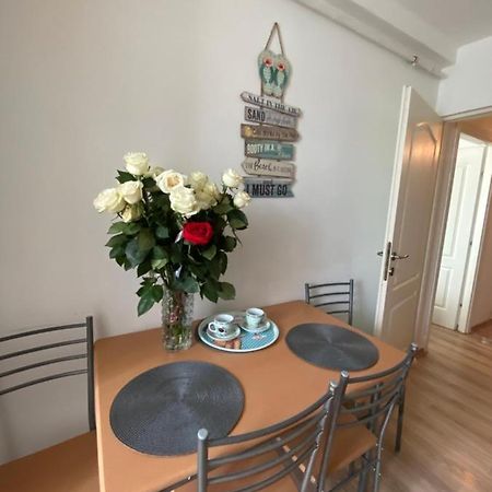 Cozy Neversea Apartament คอนสตันซา ภายนอก รูปภาพ